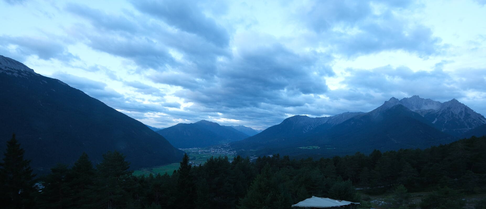 Archiv Foto Webcam Tarrenz - Blick vom Kappakreuz auf Imst