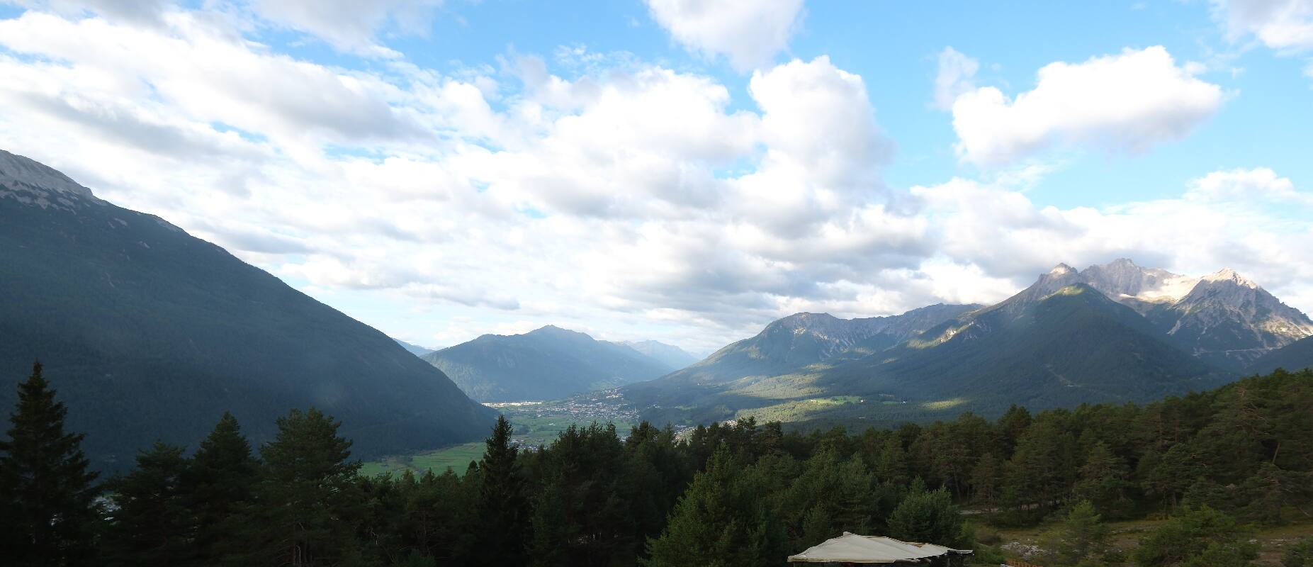 Archiv Foto Webcam Tarrenz - Blick vom Kappakreuz auf Imst