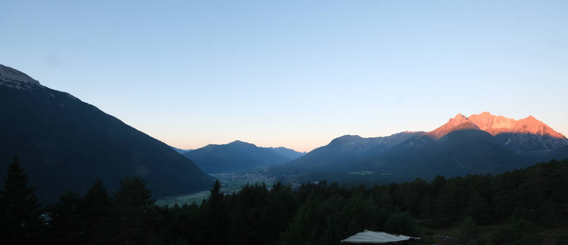Archiv Foto Webcam Tarrenz - Blick vom Kappakreuz auf Imst