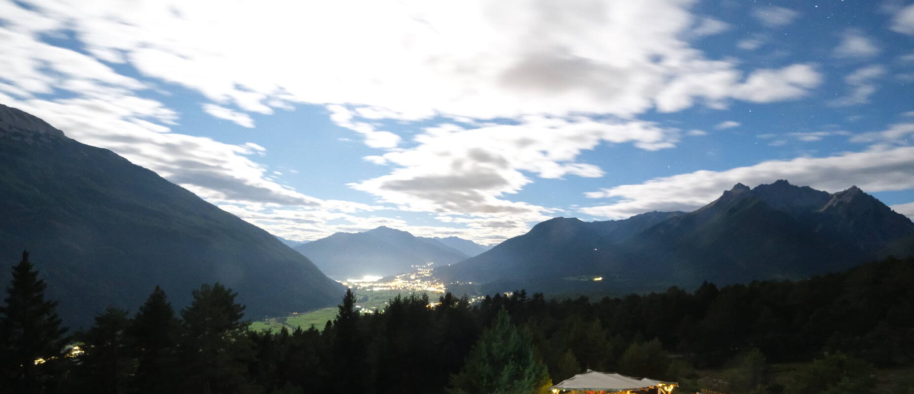 Archiv Foto Webcam Tarrenz - Blick vom Kappakreuz auf Imst