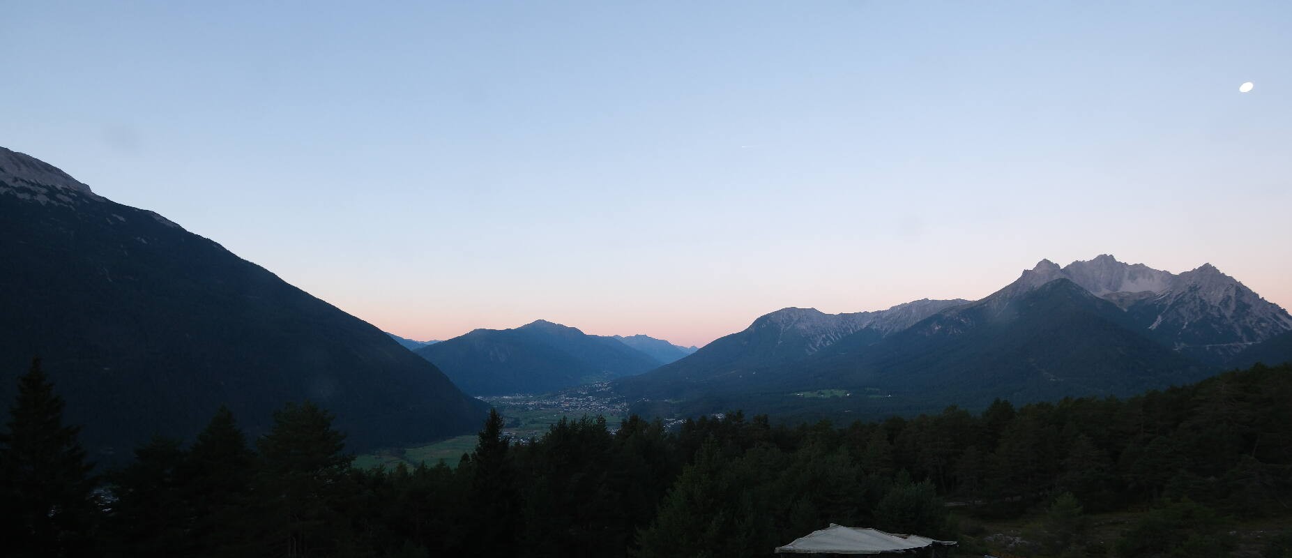 Archiv Foto Webcam Tarrenz - Blick vom Kappakreuz auf Imst
