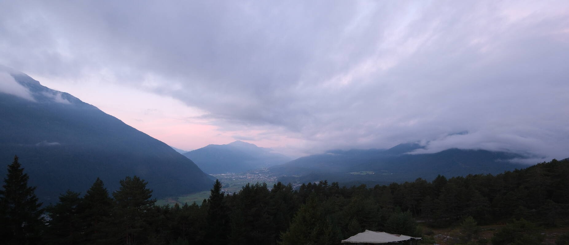 Archiv Foto Webcam Tarrenz - Blick vom Kappakreuz auf Imst