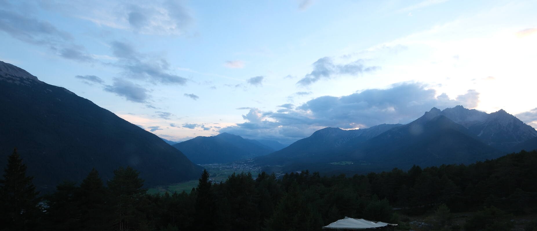 Archiv Foto Webcam Tarrenz - Blick vom Kappakreuz auf Imst