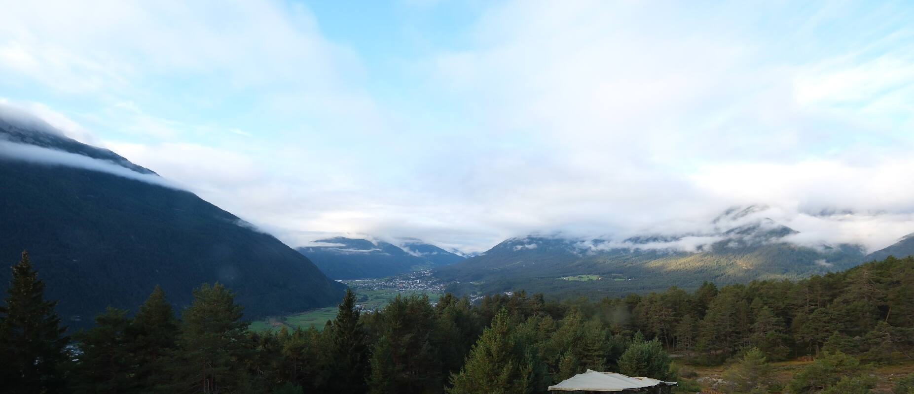 Archiv Foto Webcam Tarrenz - Blick vom Kappakreuz auf Imst
