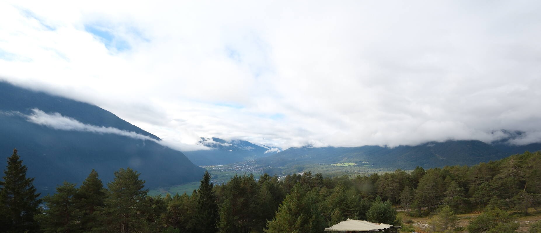 Archiv Foto Webcam Tarrenz - Blick vom Kappakreuz auf Imst
