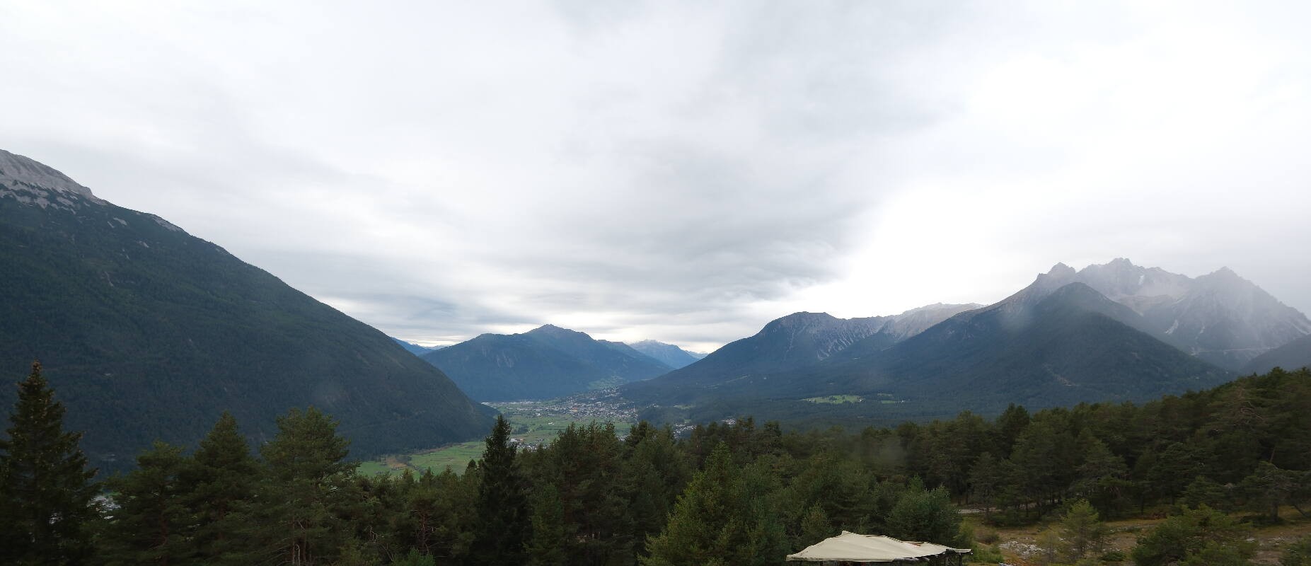 Archiv Foto Webcam Tarrenz - Blick vom Kappakreuz auf Imst