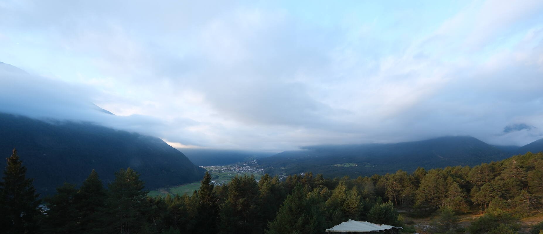 Archiv Foto Webcam Tarrenz - Blick vom Kappakreuz auf Imst