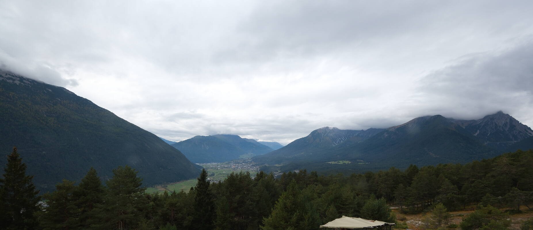 Archiv Foto Webcam Tarrenz - Blick vom Kappakreuz auf Imst
