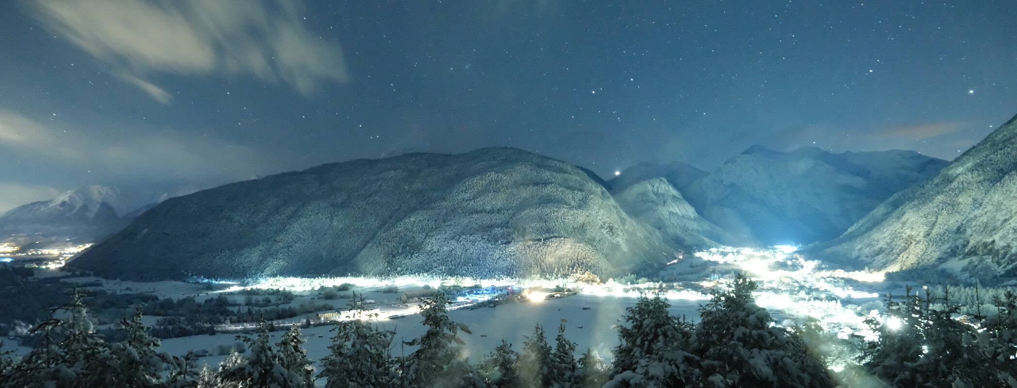 Archived image Webcam Nassereith Viewing platform