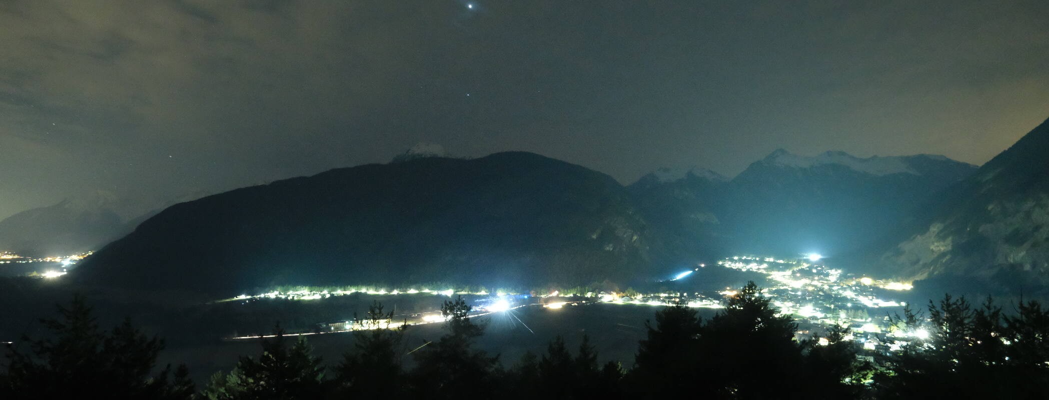 Archived image Webcam Nassereith Viewing platform