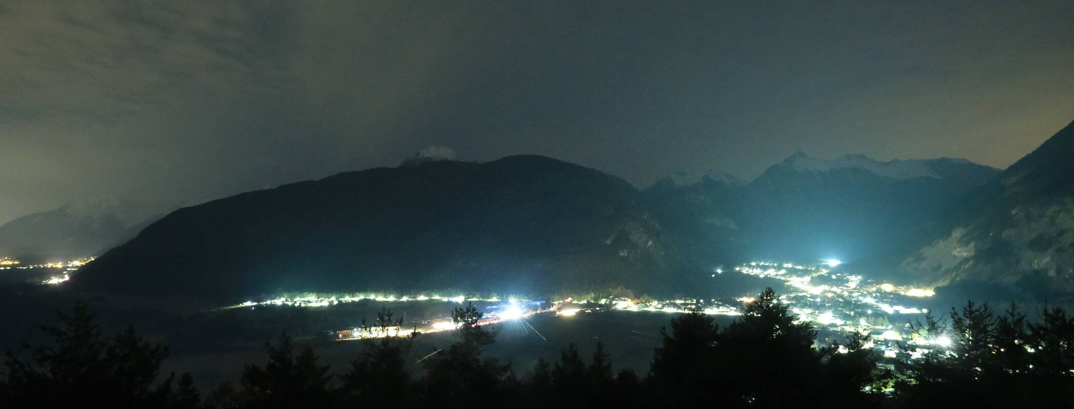 Archived image Webcam Nassereith Viewing platform