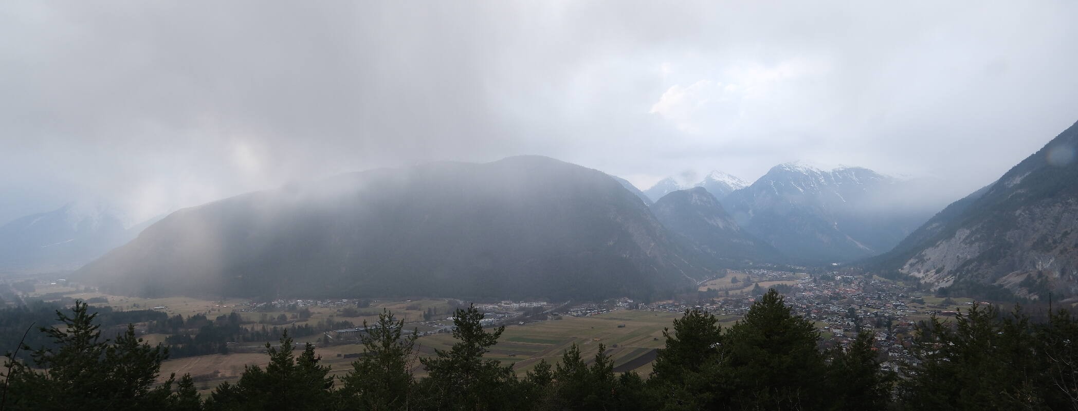 Archived image Webcam Nassereith Viewing platform