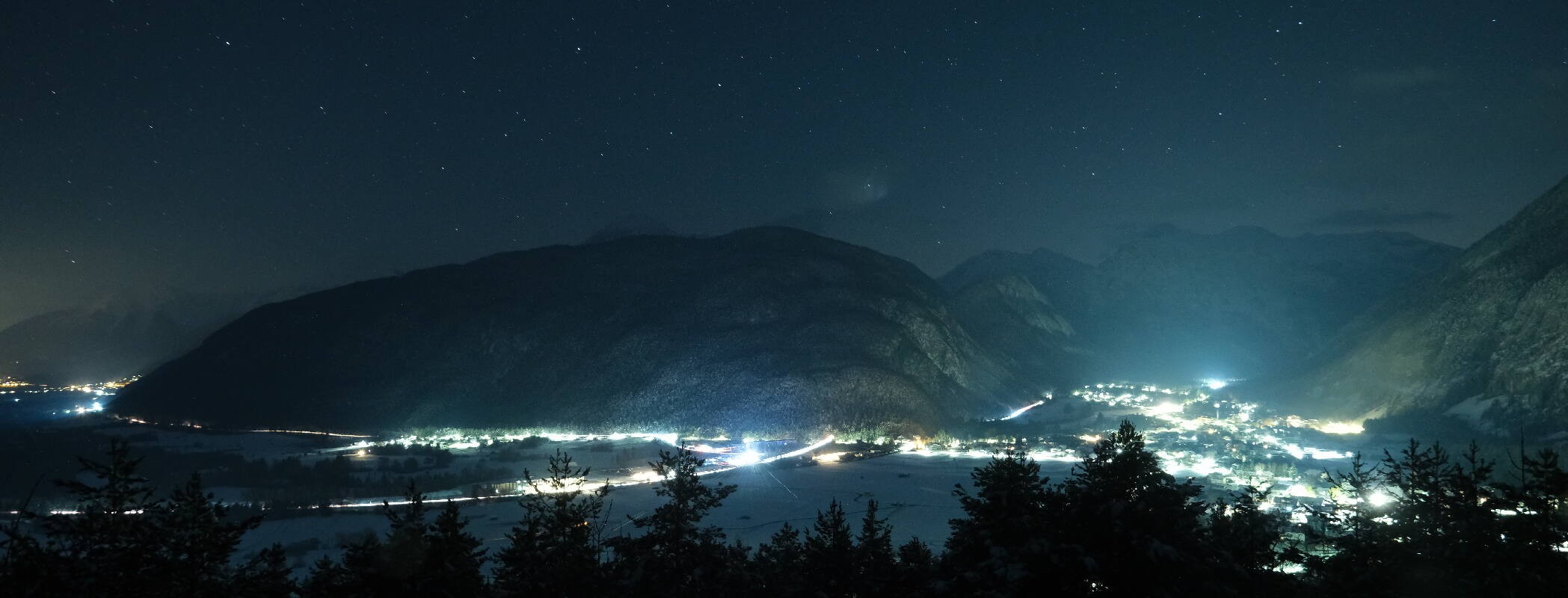 Archived image Webcam Nassereith Viewing platform