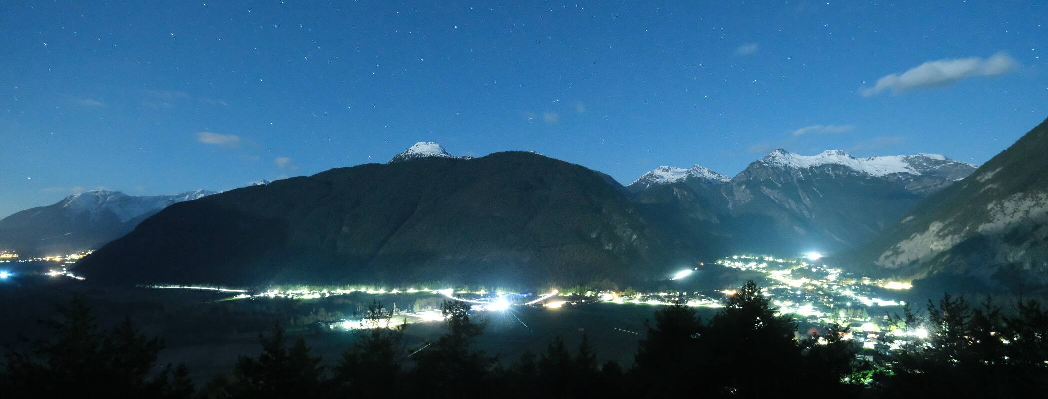 Archived image Webcam Nassereith Viewing platform