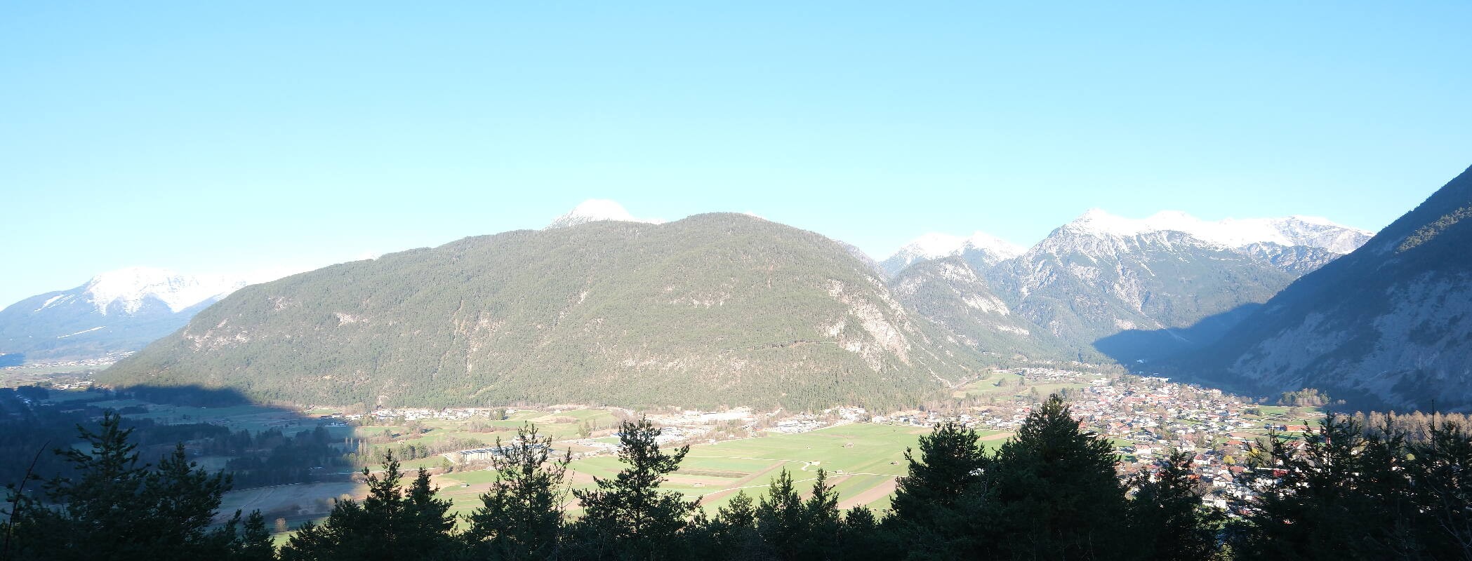 Archived image Webcam Nassereith Viewing platform