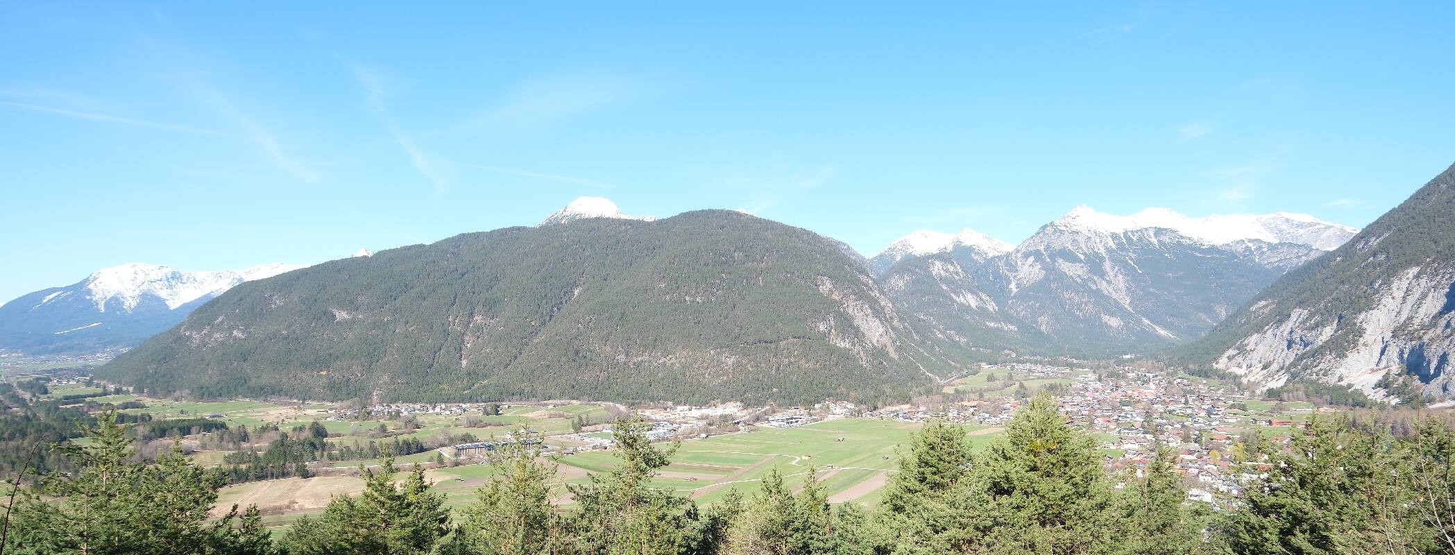 Archived image Webcam Nassereith Viewing platform