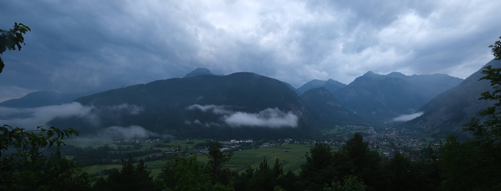 Archived image Webcam Nassereith Viewing platform