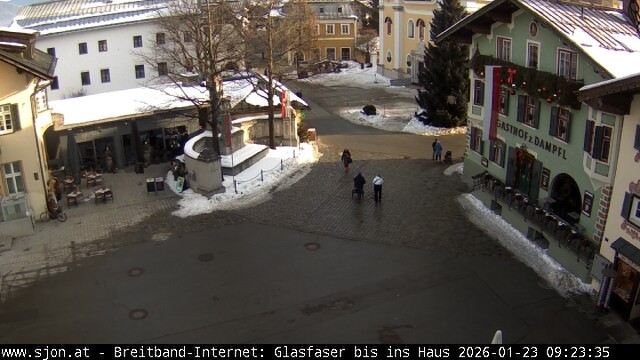 Archiv Foto Webcam Hauptplatz in St. Johann/Tirol