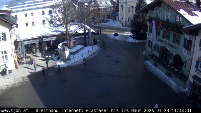 Archiv Foto Webcam Hauptplatz in St. Johann/Tirol
