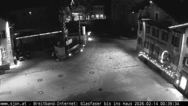 Archiv Foto Webcam Hauptplatz in St. Johann/Tirol
