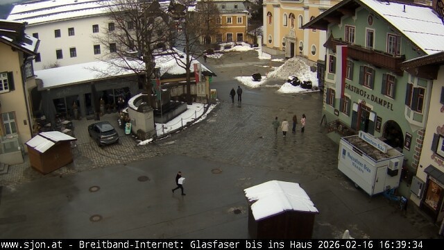 Archiv Foto Webcam Hauptplatz in St. Johann/Tirol