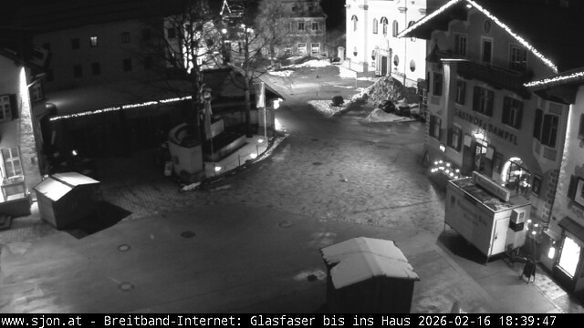 Archived image Webcam St. Johann in Tyrol - Main Place
