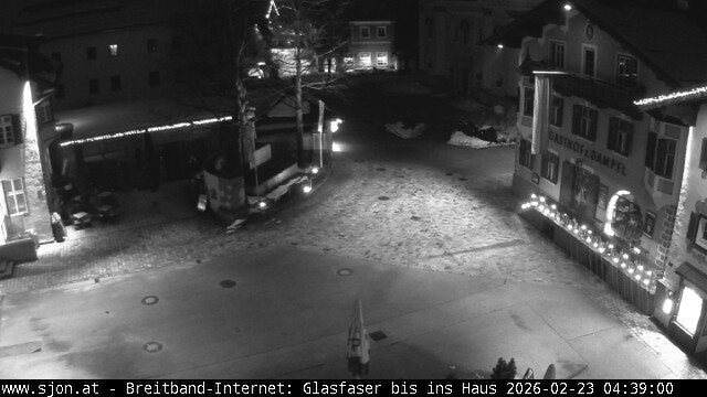Archiv Foto Webcam Hauptplatz in St. Johann/Tirol