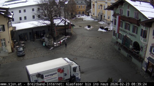 Archiv Foto Webcam Hauptplatz in St. Johann/Tirol