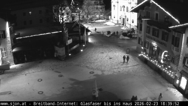Archiv Foto Webcam Hauptplatz in St. Johann/Tirol