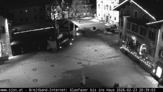 Archiv Foto Webcam Hauptplatz in St. Johann/Tirol