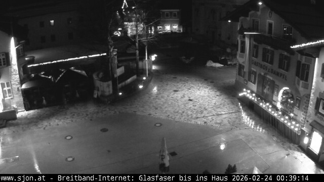 Archiv Foto Webcam Hauptplatz in St. Johann/Tirol