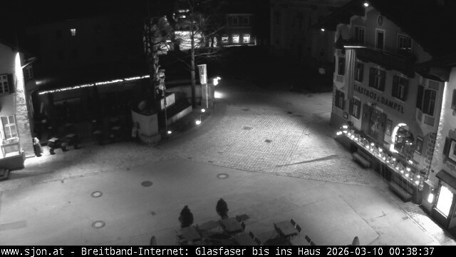 Archiv Foto Webcam Hauptplatz in St. Johann/Tirol
