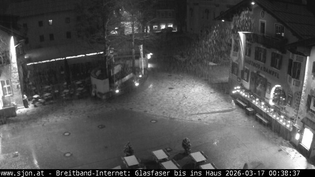 Archiv Foto Webcam Hauptplatz in St. Johann/Tirol