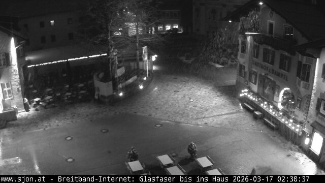 Archiv Foto Webcam Hauptplatz in St. Johann/Tirol