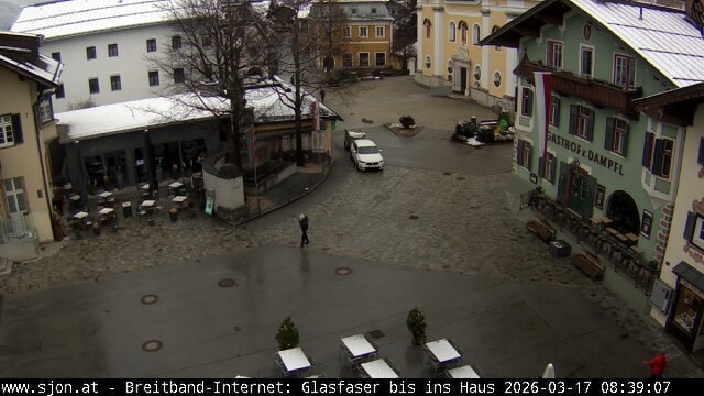 Archiv Foto Webcam Hauptplatz in St. Johann/Tirol