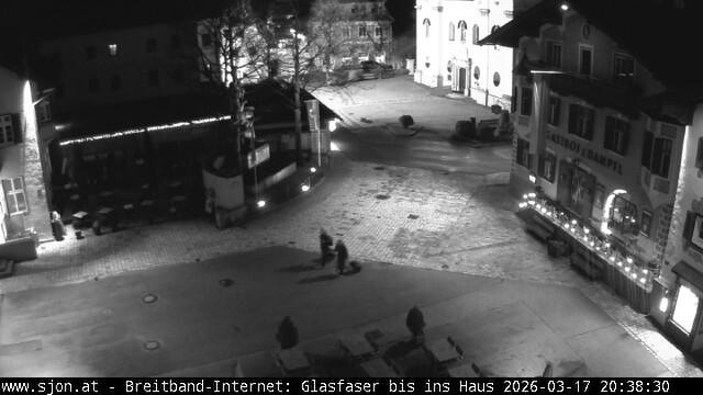 Archived image Webcam St. Johann in Tyrol - Main Place