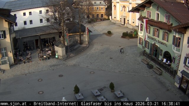 Archiv Foto Webcam Hauptplatz in St. Johann/Tirol