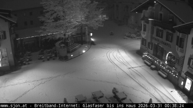 Archiv Foto Webcam Hauptplatz in St. Johann/Tirol
