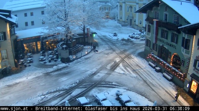 Archiv Foto Webcam Hauptplatz in St. Johann/Tirol