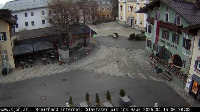 Archived image Webcam St. Johann in Tyrol - Main Place