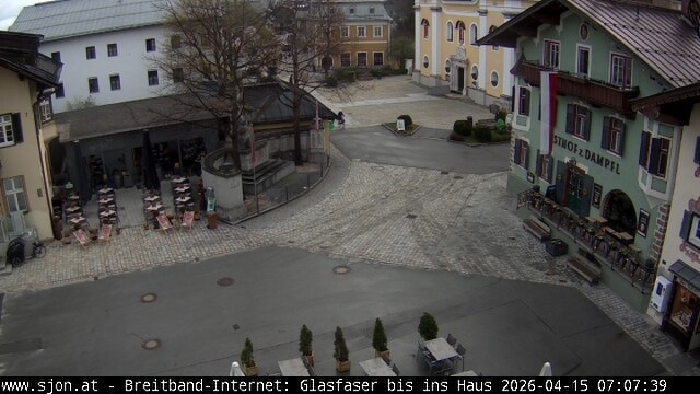 Archived image Webcam St. Johann in Tyrol - Main Place