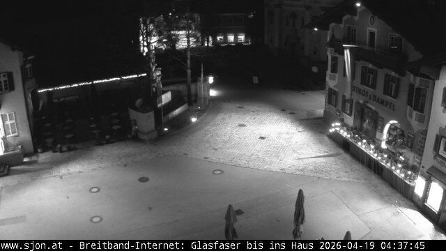 Archived image Webcam St. Johann in Tyrol - Main Place
