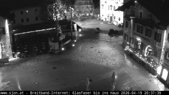 Archiv Foto Webcam Hauptplatz in St. Johann/Tirol