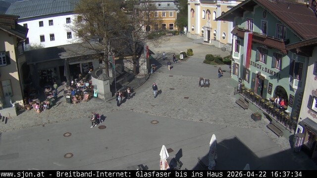 Archiv Foto Webcam Hauptplatz in St. Johann/Tirol