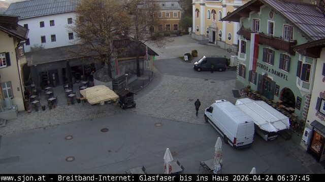 Archived image Webcam St. Johann in Tyrol - Main Place