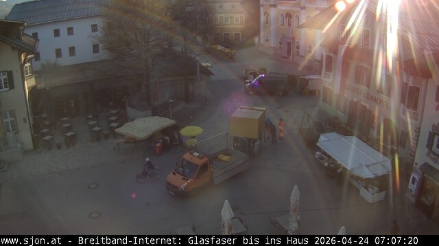Archived image Webcam St. Johann in Tyrol - Main Place