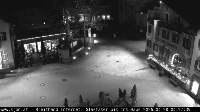 Archived image Webcam St. Johann in Tyrol - Main Place