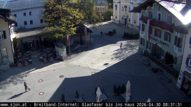 Archived image Webcam St. Johann in Tyrol - Main Place