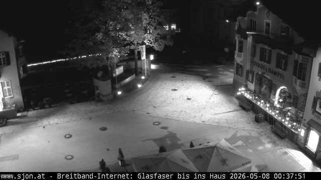 Archiv Foto Webcam Hauptplatz in St. Johann/Tirol