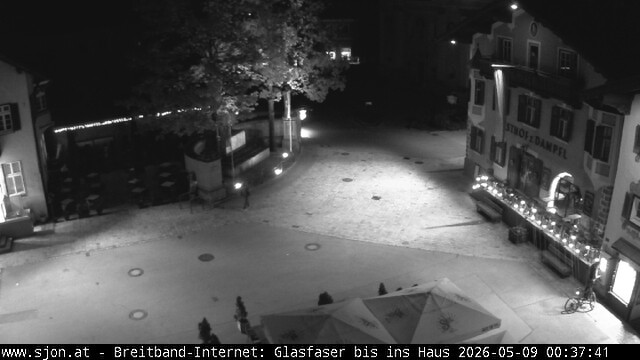 Archived image Webcam St. Johann in Tyrol - Main Place